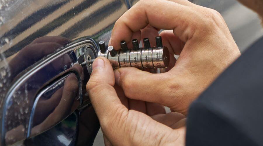 Professional New roof installation in Accoville, WV